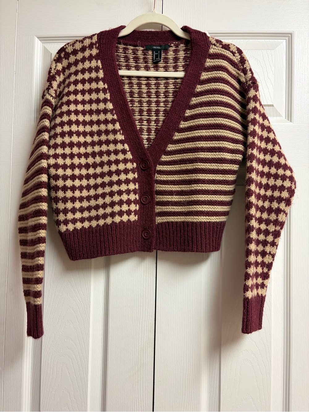 Forever 21 Burgundy and Cream Patterned Button-Up Cropped Cardigan